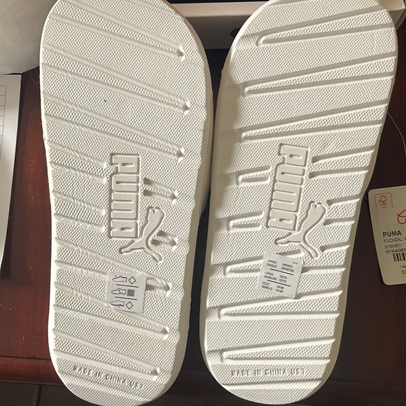 Puma white & silver slides - Picture 3 of 3